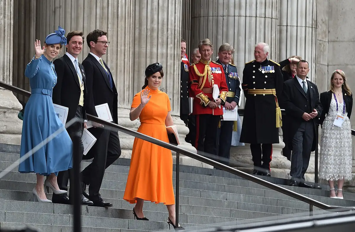 Princess Beatrice and Edoardo Mapelli Mozzi with Princess Eugenie and Jack Brooksbank in 2022.